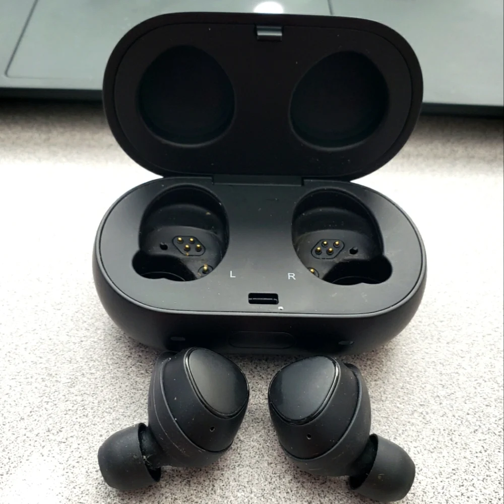 Samsung Galaxy Buds - True Wireless Earbud Headphones - Cosmic Black
